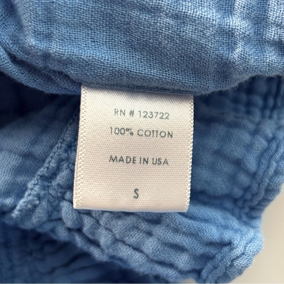 Xirena Cotton Gauze Ruffle V Neck Top Small Blue - Picture 9 of 11